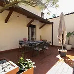 Unika House Apartmán *