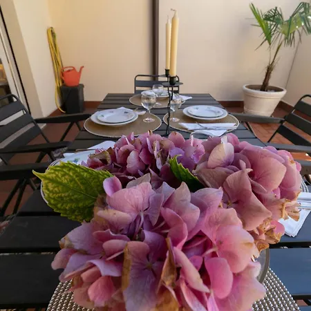 Unika House * לקו